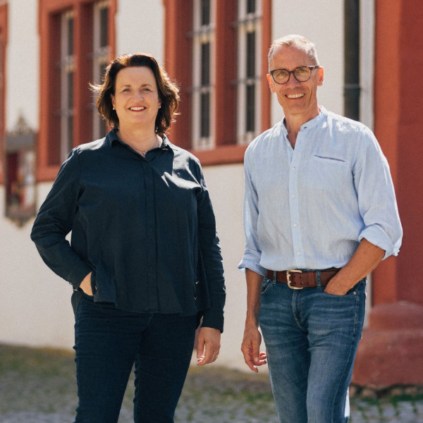 Online-Probe: Große Weine - Weiß & Rot mit Wirsching & Heigel | 20. Februar 2026, 19-21 Uhr, 6 Weine