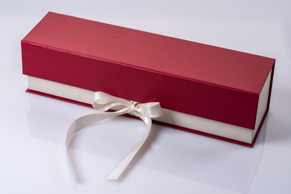 1er Schatulle mit Schleife